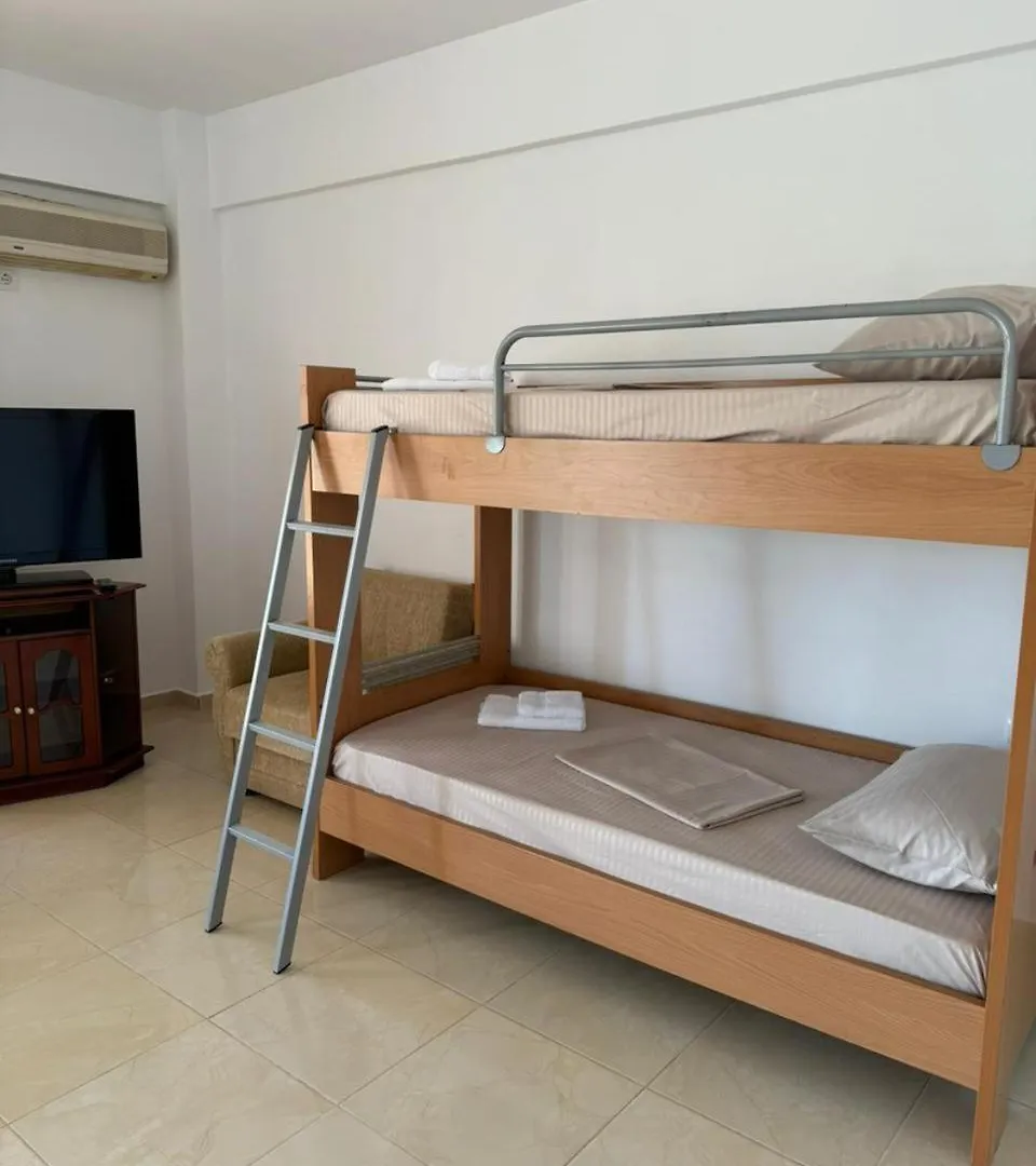 Valedeti Apartments קסאמיל