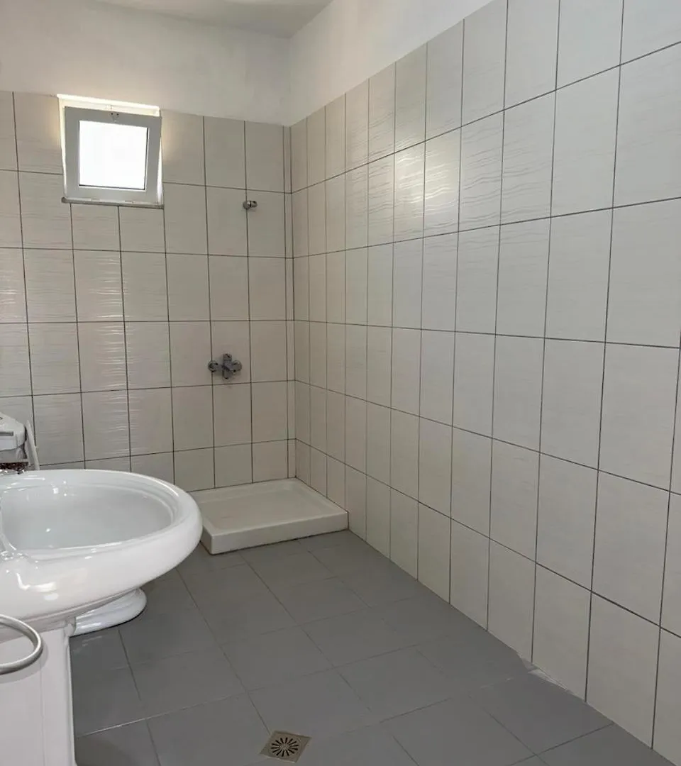 Valedeti Apartments קסאמיל אלבניה