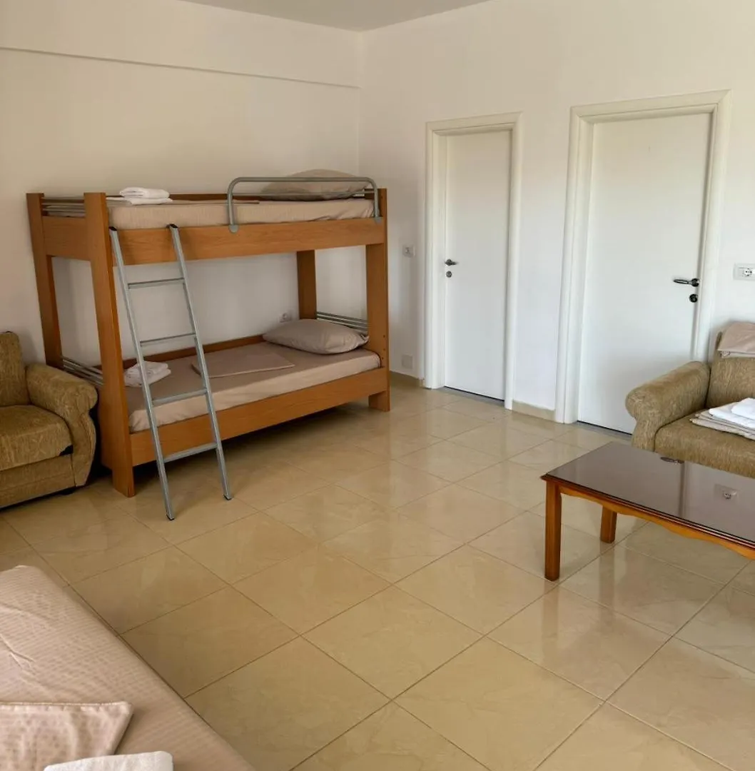 Valedeti Apartments קסאמיל אלבניה